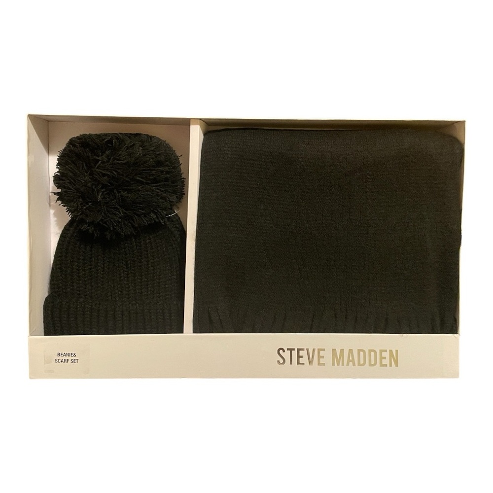 Steve Madden Beanie and Scarf Set Black